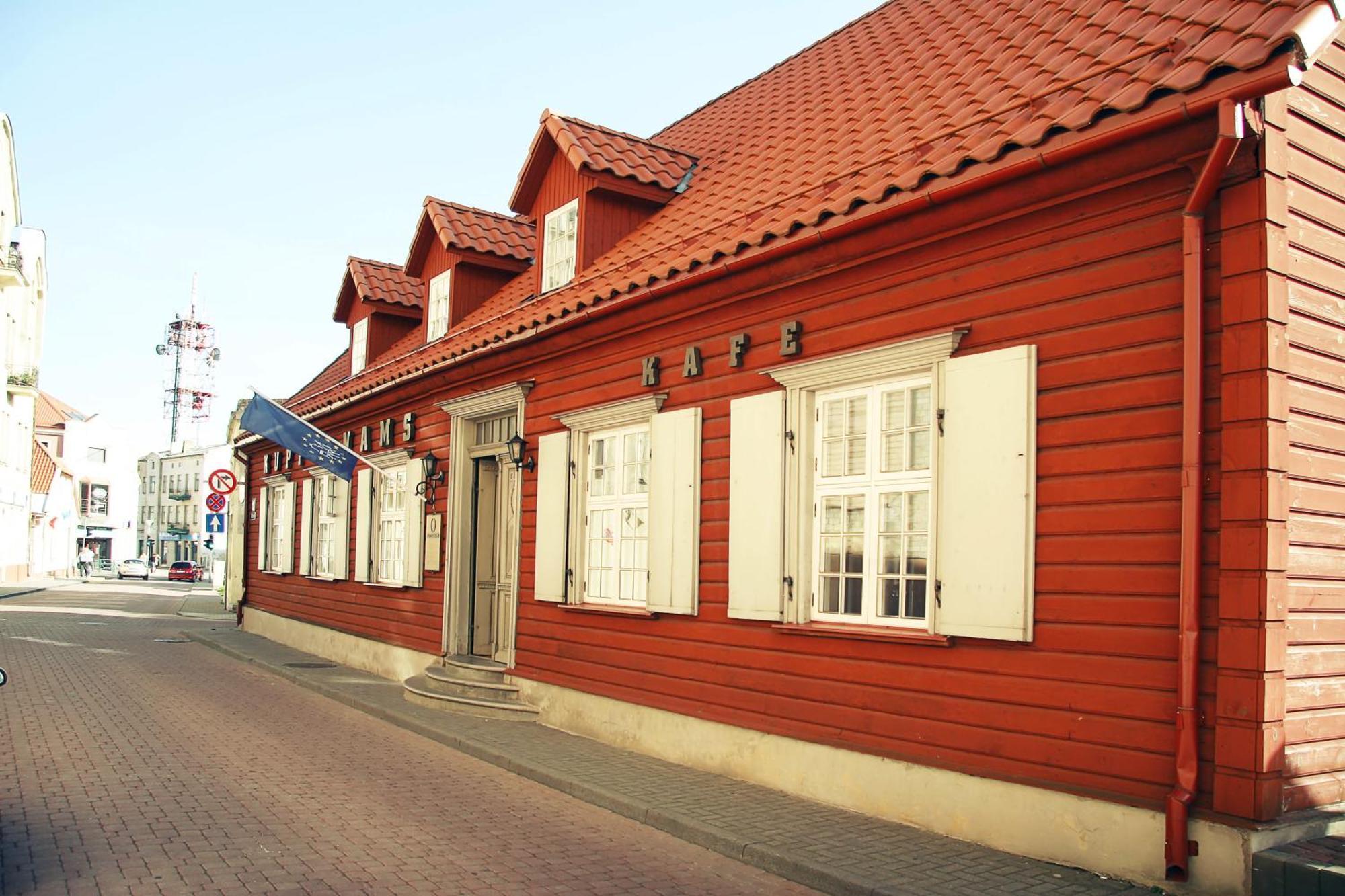 Hotel Kupfernams à Ventspils Extérieur photo